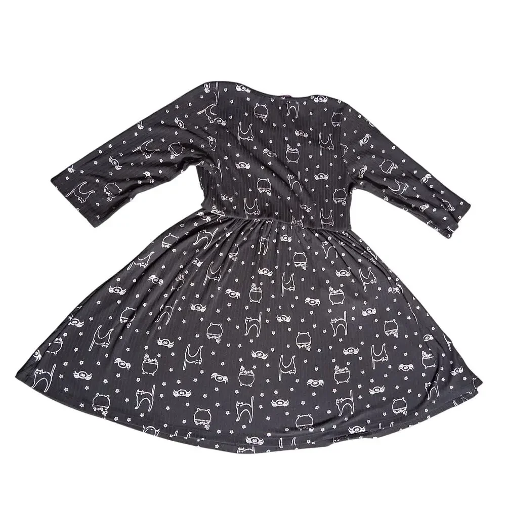 Halloween Print Black Size 10 Girls Dress Black Cat Cauldron Spiders Spooky